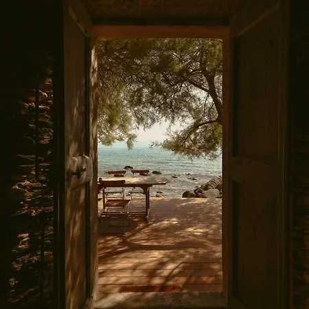 A Casa Di U Scogliu Maison Les Pieds Dans L Eau Cap Corse Villa *